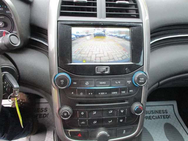 2015 Chevrolet Malibu LT 4dr Sedan W/1lt